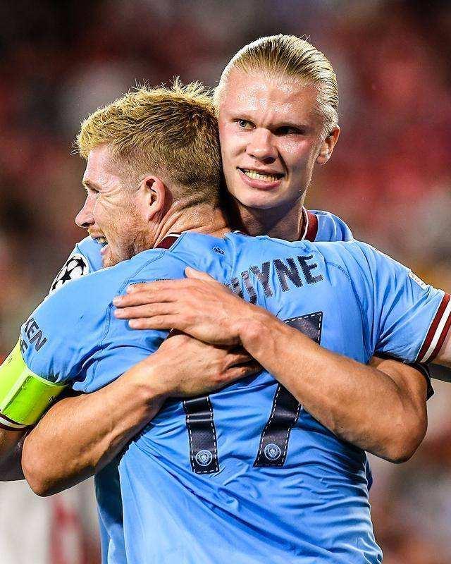 RNG教练：我们的阵容是训练比赛中胜率最高的体系，但比赛转化率不高