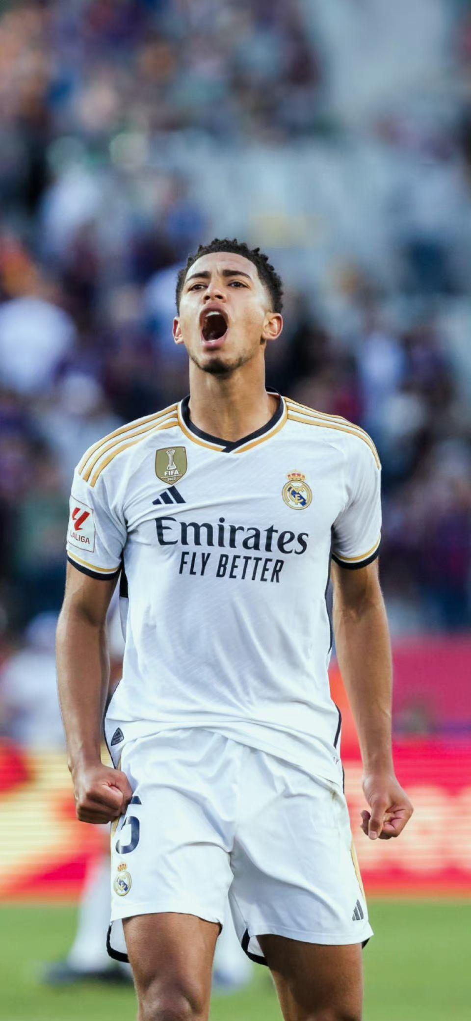 huNter-：我很幸运能遇到 SAW 作为IGL。 Donk 并不是Team Spirit的全部