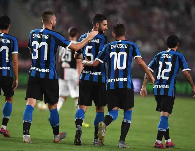 WBG公告：Theshy今日起飞准备归队，将进行14+7隔离