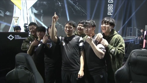 CSGO转会，阿汤哥device只值60W？