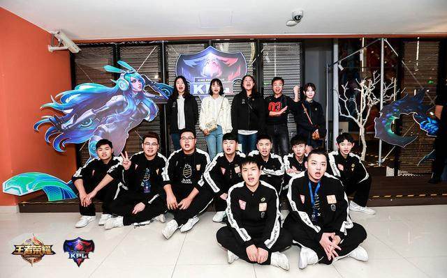 aurora 晋级季后赛， FURIA Esports 离开 PGL 布加勒斯特 2025