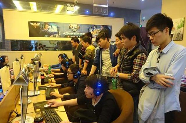 原RW英雄联盟正式更名为AL英雄联盟